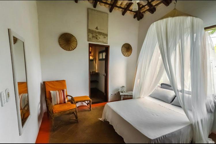 Espelho Bahia Blue House Bed & Breakfast Praia do Espelho Exterior photo