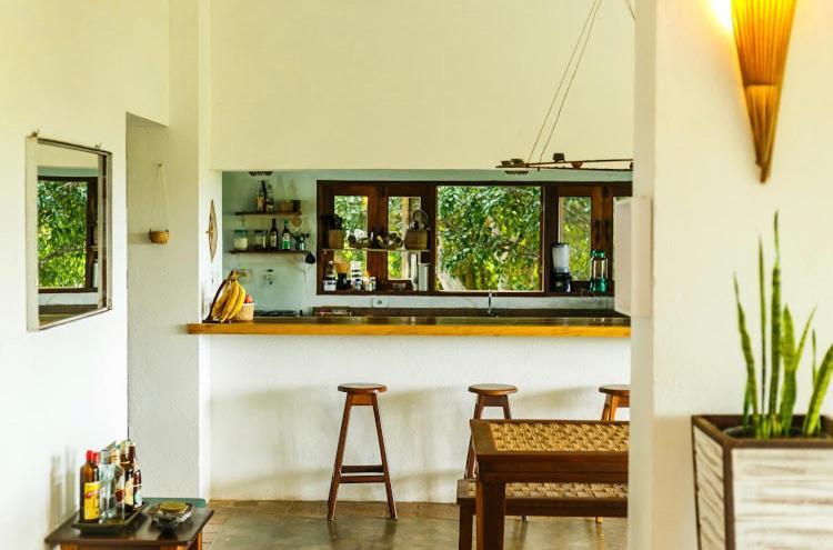 Espelho Bahia Blue House Bed & Breakfast Praia do Espelho Exterior photo